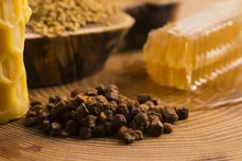Propolis